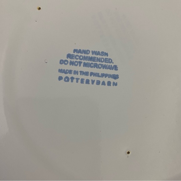 Pottery Barn Enamelware Serving Bowl White w/ Red Rim Retro - Picture 2 of 7